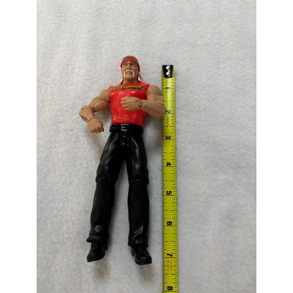 WWE Mattel Hulk Hogan Action Figure Hulkamania Red Shirt Black Pants CJD30
